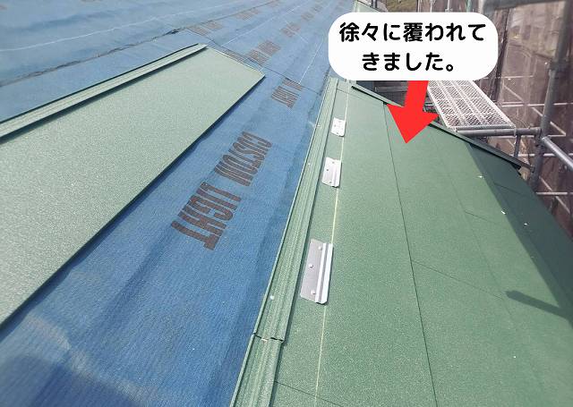 🧱 神戸市須磨区｜屋根カバー工法が本体工事へ！シルキーG2を採用した理由とは？（前編）